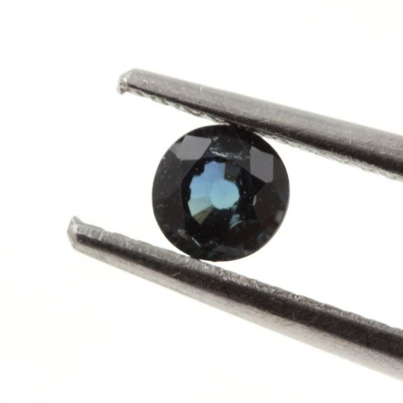 0.24 cts. BLUE GREEN SAPPHIRE. UNHEATED