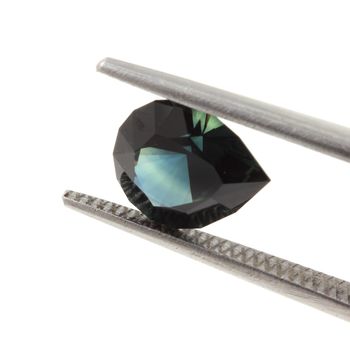 1.75 cts. BLUE GREEN SAPPHIRE. UNHEATED