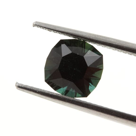 1.64 cts. GREEN SAPPHIRE. UNHEATED