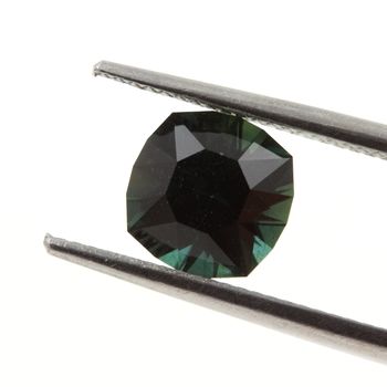 1.64 cts. GREEN SAPPHIRE. UNHEATED