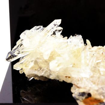 Quartz " cristal de roche " et Siderite. 133.3 ct.