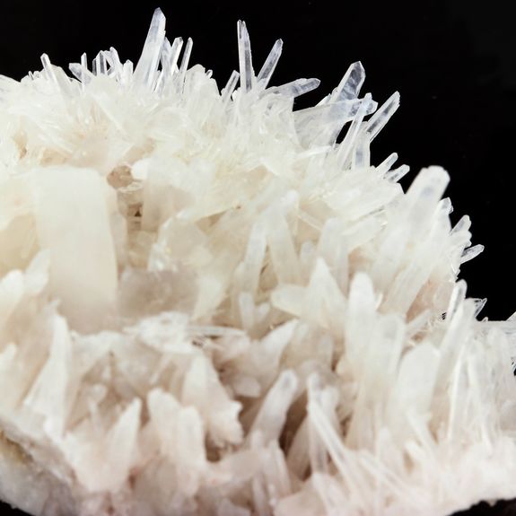 Quartz " cristal de roche ". 165.6 ct.