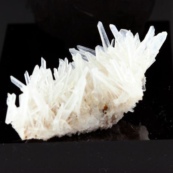 Quartz " cristal de roche ". 82.5 ct.