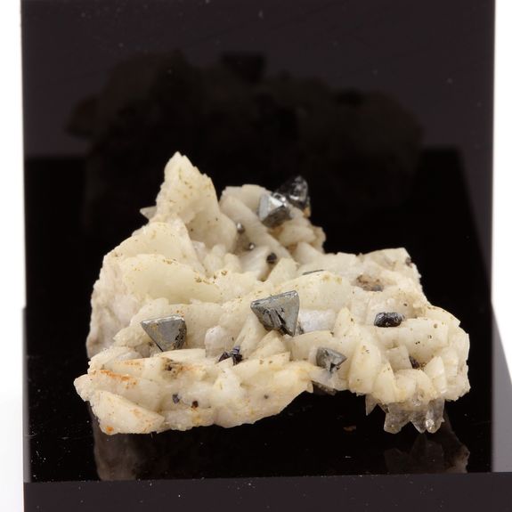 Tetrahedrite on dolomite.