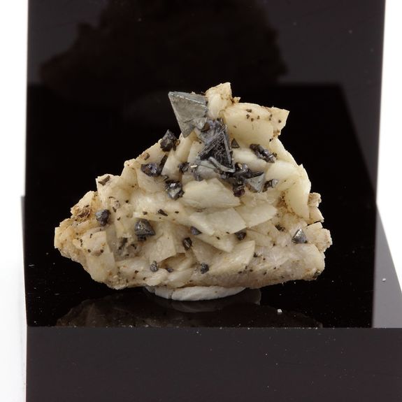 Tetrahedrite on dolomite.