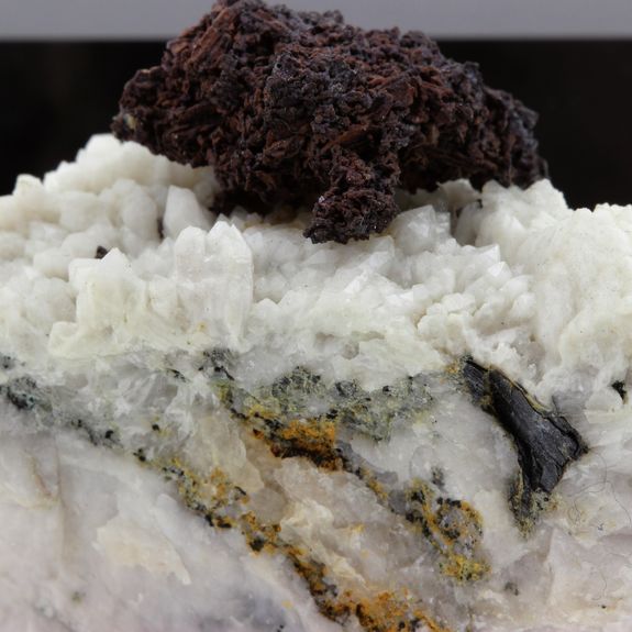 Native copper and Cuprite on Quartz.