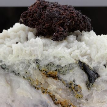 Native copper and Cuprite on Quartz.