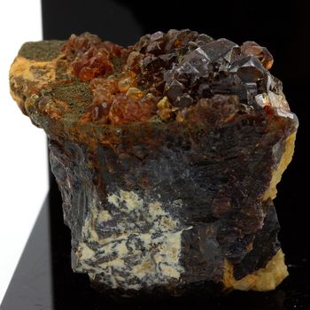 Sphalerite (Blende) + Siderite.