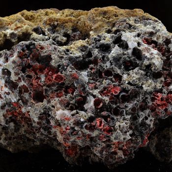 Cinnabar on Baryte.