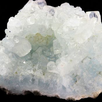 Apophyllite. 190.3 ct.