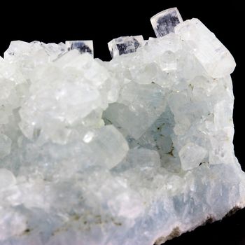 Apophyllite. 190.3 ct.