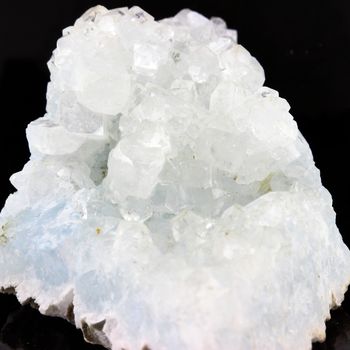 Apophyllite. 150.4 ct.