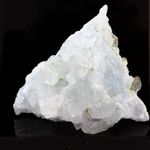 Apophyllite. 30.62 ct.