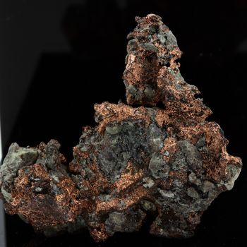 Cuivre natif. 28.61 ct.