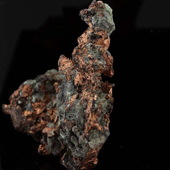 Cuivre natif. 28.61 ct.