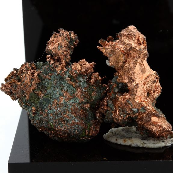 Cuivre natif. 110.3 ct.