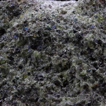 Péridotite. 990.5 ct.