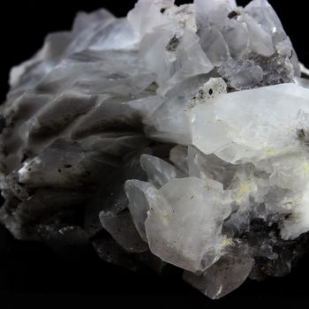 Calcite. 235.2 ct.
