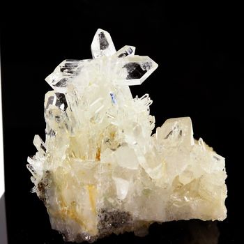 Quartz cristal de roche. 170.1 ct.