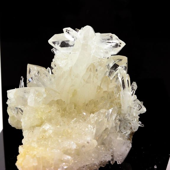 Quartz cristal de roche. 170.1 ct.