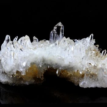 Quartz cristal de roche. 285.4 ct.