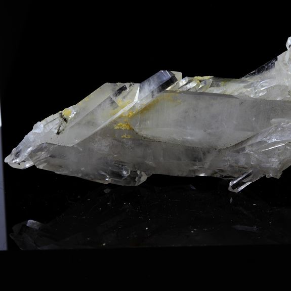 Quartz cristal de roche. 95.1 ct.