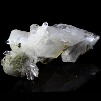Quartz cristal de roche. 95.1 ct.