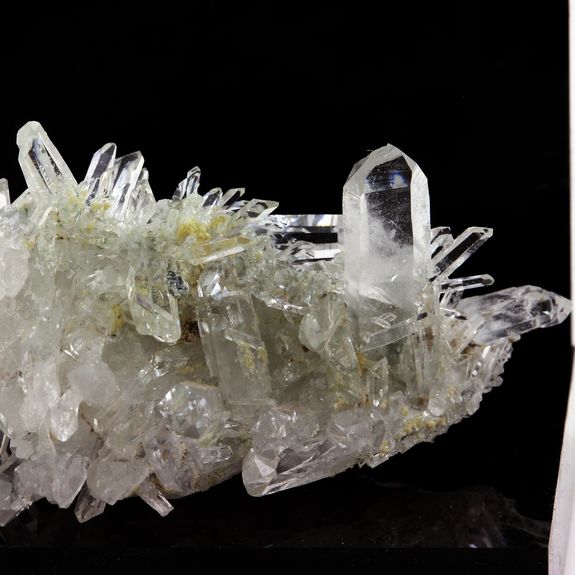 Quartz cristal de roche. 120.3 ct.