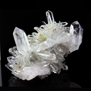 Quartz cristal de roche. 120.3 ct.