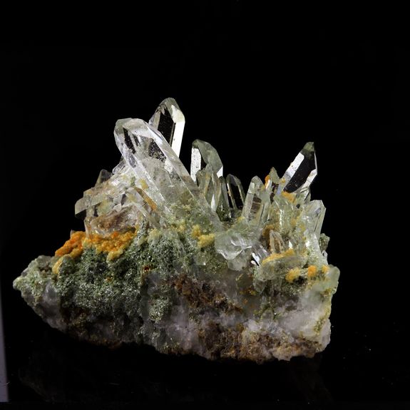 Quartz cristal de roche. 75.3 ct.