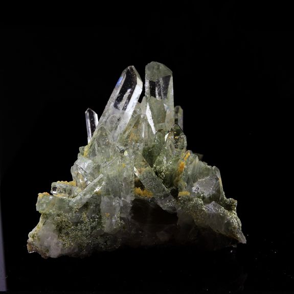 Quartz cristal de roche. 75.3 ct.