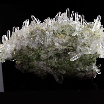 Quartz cristal de roche. 80.2 ct.