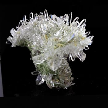 Quartz cristal de roche. 80.2 ct.