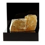 Calcite miel. 530.4 ct.
