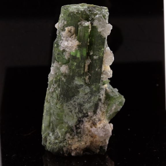 Tourmaline Elbaite. 48.07 ct.