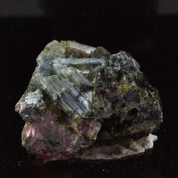 Tourmaline Elbaite. 46.58 ct.