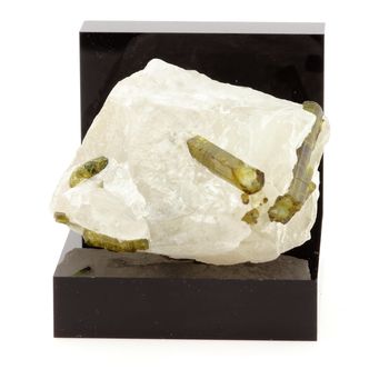 Tourmaline Elbaite sur Quartz. 270.1 ct.