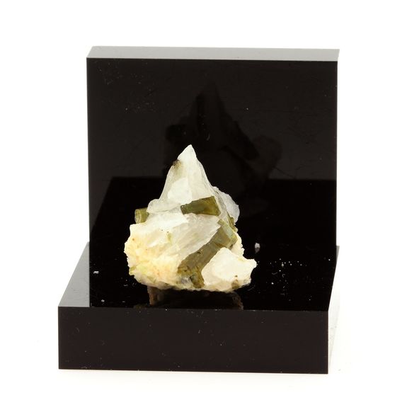 Tourmaline Elbaite sur Quartz. 41.69 ct.