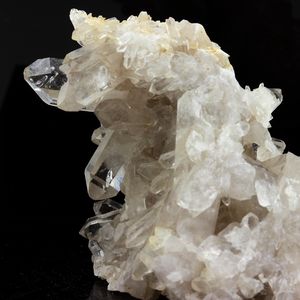 Quartz. 455.2 ct.
