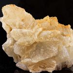 Calcite. 625.4 ct.