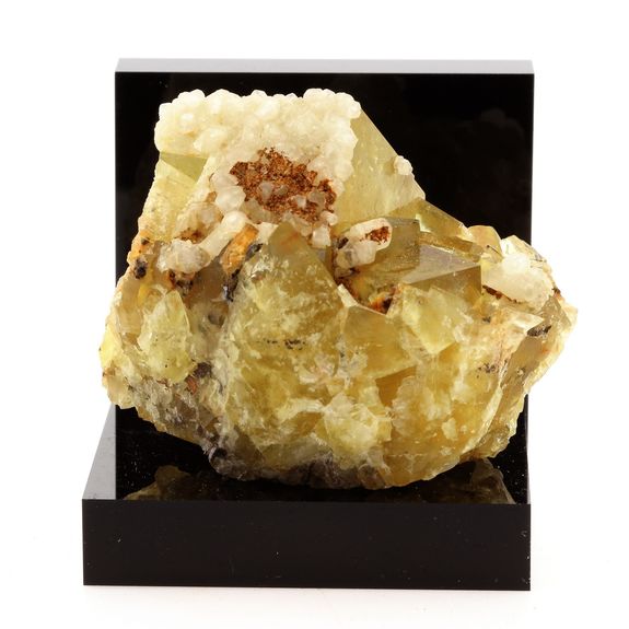 Fluorite, Calcite. 728.6 ct.