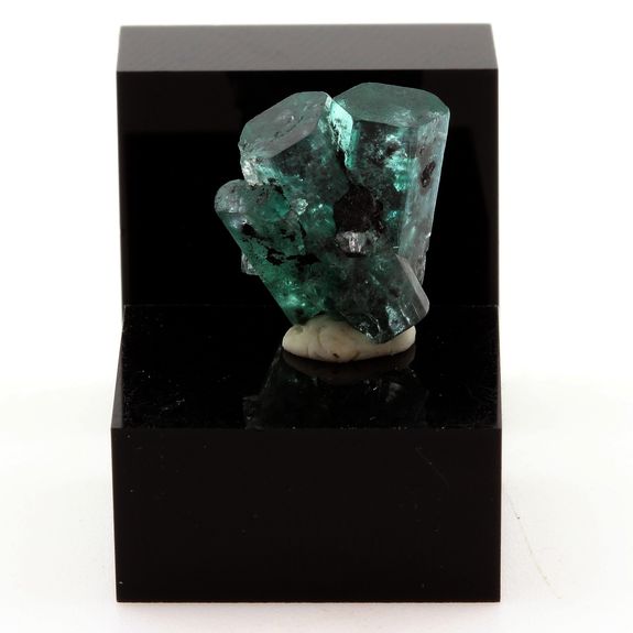 Emeraude. 7.44 ct.