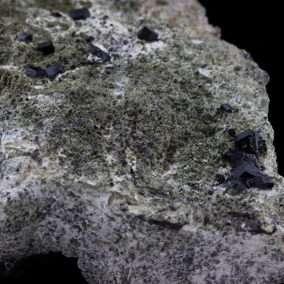 Grenat Melanite. 561.1 ct.