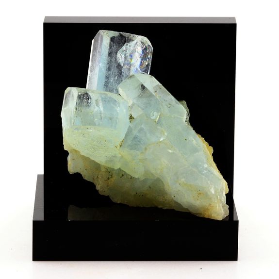 Aigue-Marine, Muscovite. 277.9 ct.
