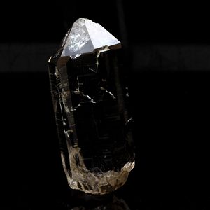 Quartz cristal de roche. 111.3 ct.
