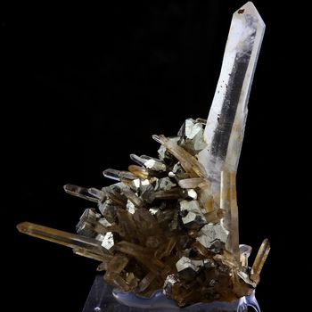 Siderite, Pyrite, Quartz. 101.9 ct.