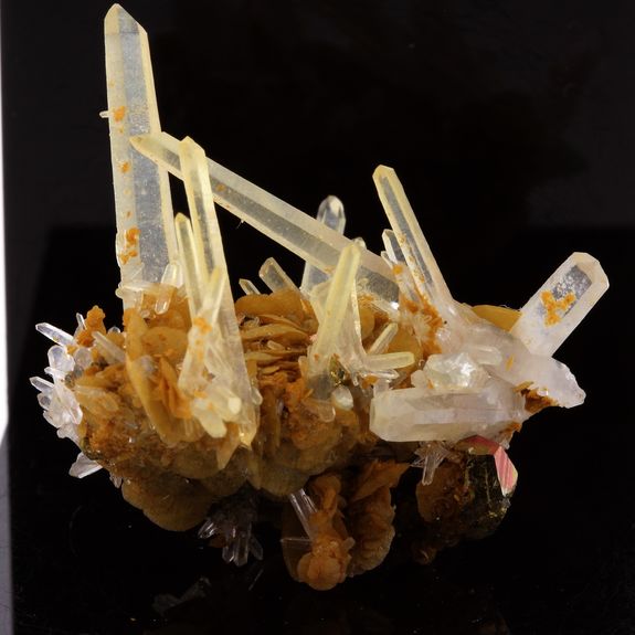 Siderite, Pyrite, Quartz.