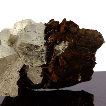 Pyrite, Siderite.