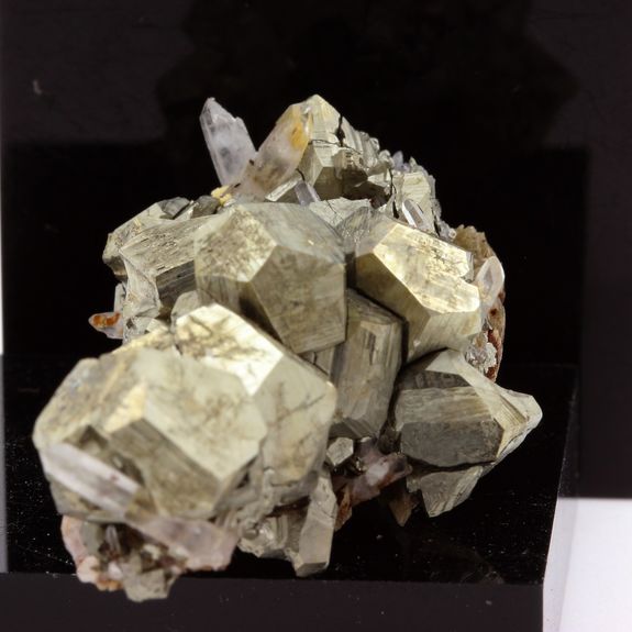 Siderite, Pyrite, Quartz. 164.5 ct.