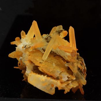 Siderite, Pyrite, Quartz.